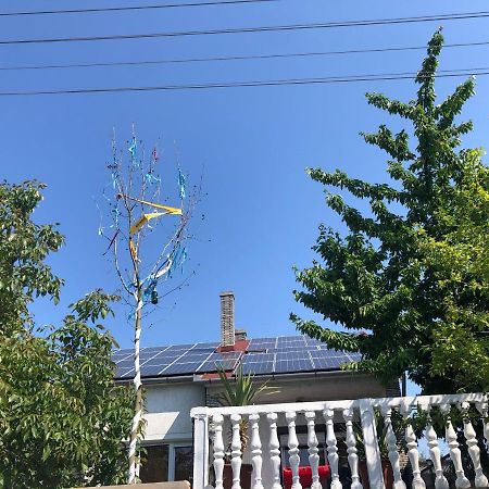 Jesolo Apartmanhaz Balatonkeresztúr Zewnętrze zdjęcie